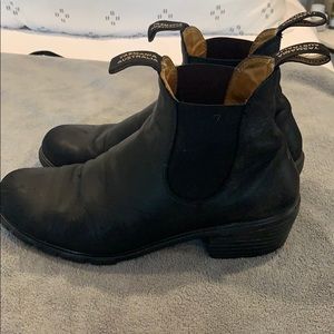 Blundstone heeled Chelsea boot
